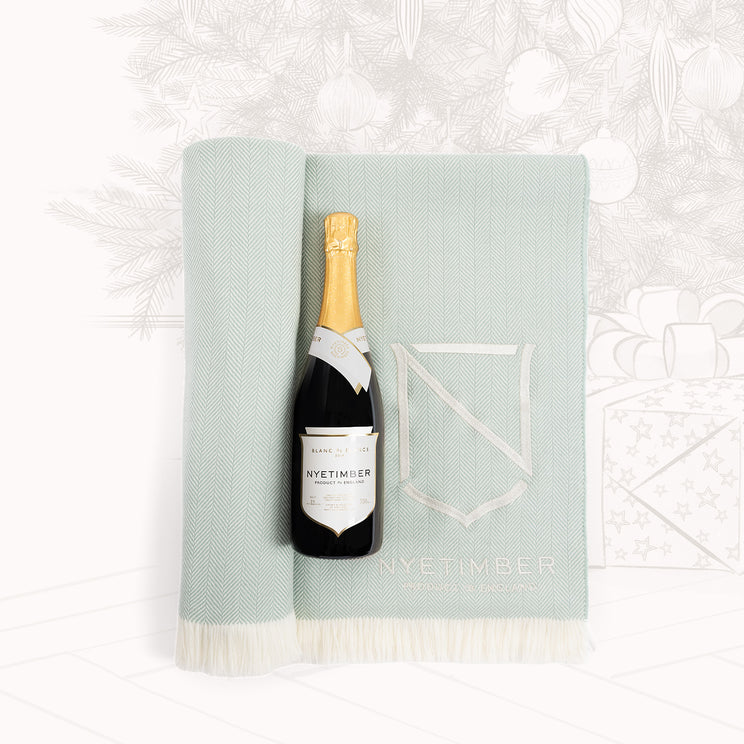 Blanc de Blancs 2018 & Merino Wool Blanket Set